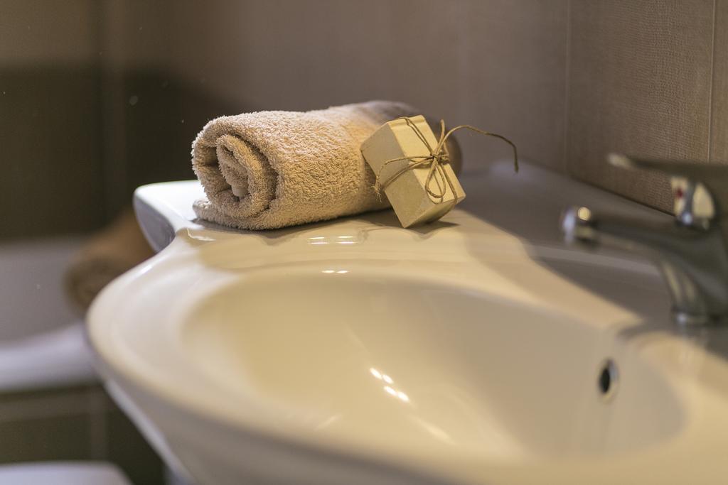 אואוראנואופולי Velia Boutique Apartments מראה חיצוני תמונה
