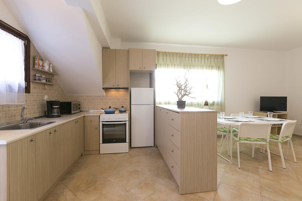 אואוראנואופולי Velia Boutique Apartments מראה חיצוני תמונה