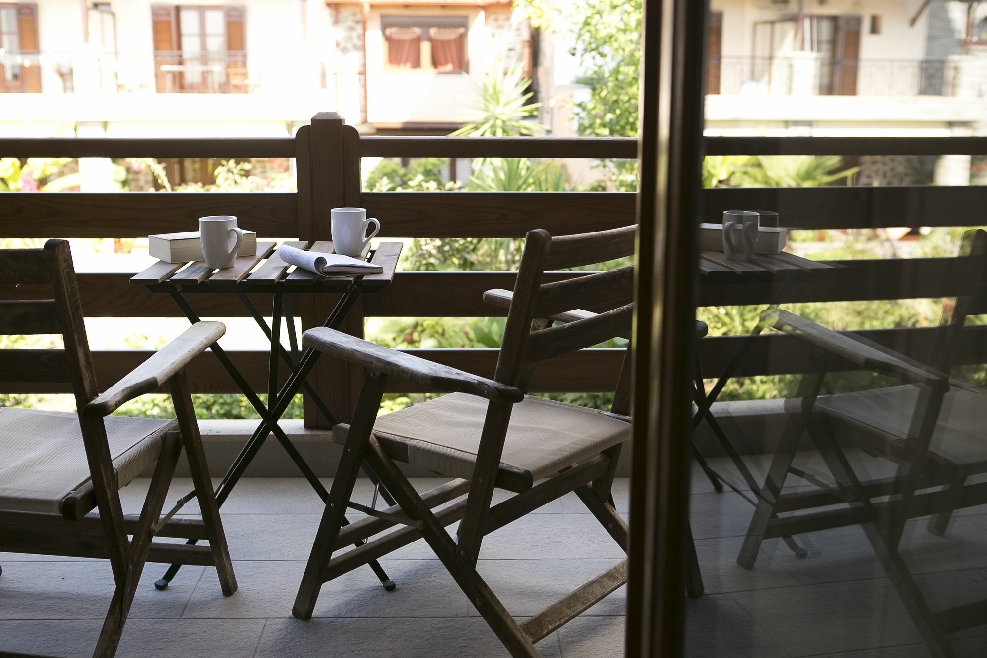 אואוראנואופולי Velia Boutique Apartments מראה חיצוני תמונה